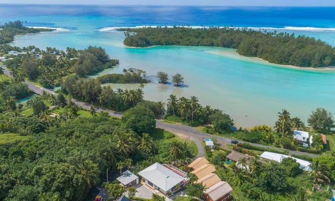 Ngatangiia House | Muri Motu Outlook
