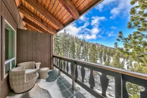 Tahoe Village House | Mv17 amazing lake view spacious ski cabin