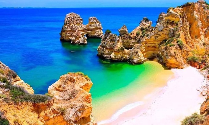 Ameijeira Apartment | My dreamy beach house . Wi-fi . Pool . Welcome!