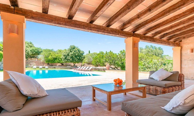 Santa Margalida Villa | My Rental Homes | Villa Hunt with private pool and big gardens
