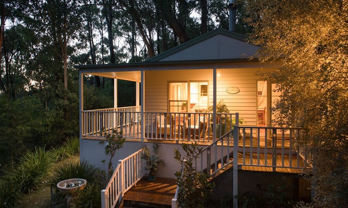 Healesville Bed & Breakfast | Myers Creek Cascades Luxury Cottages