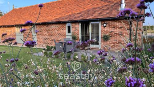Ham House | Myrtles Barn Amazing Renovated 2 Bed No Guest Fee