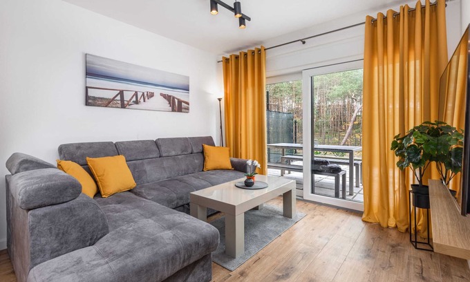 Miedzywodzie Apartment | Na Wydmach B6 Międzywodzie | Bright 1 Bedroom Apartment | Smart TV