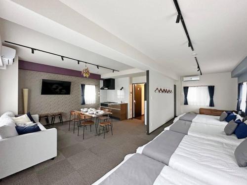 Hiroshima City Centre Apartment | Nagomi by b hotel - 1 BR Apt on the 9th flr with City view for 10 Ppl