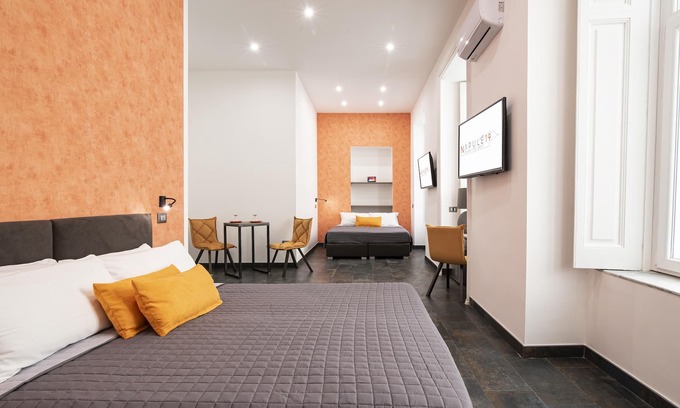Chiaia Apartment | Napul'è 19