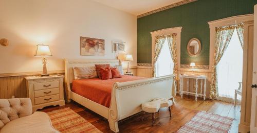Nashville Apartment | Nashville Suite 1