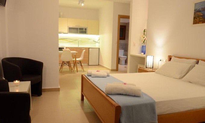 Vlachopoulatika Apartment | Natsios Studios