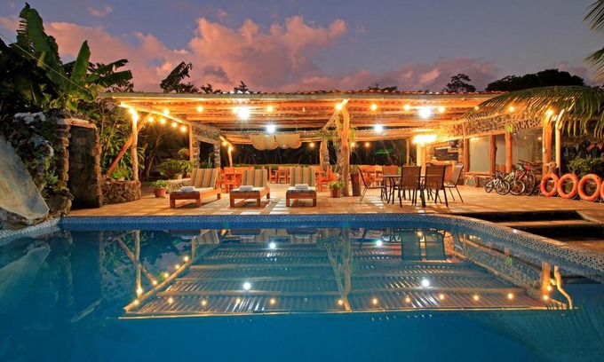 Puerto Ayora Hotel | Natura Gardens Galápagos