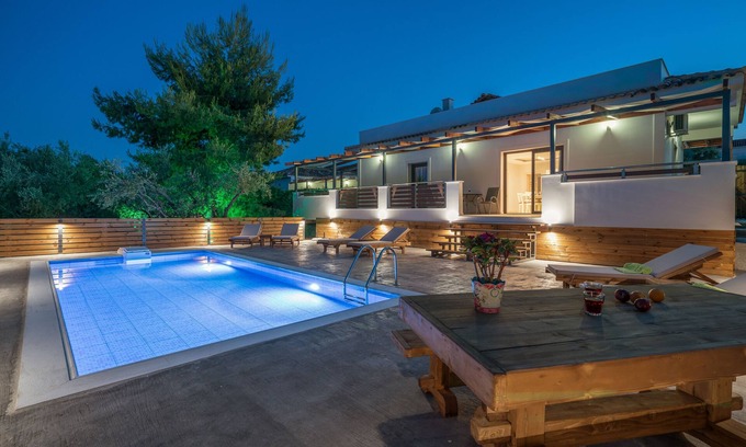 Fiolitis Villa | Natura Verde Villas