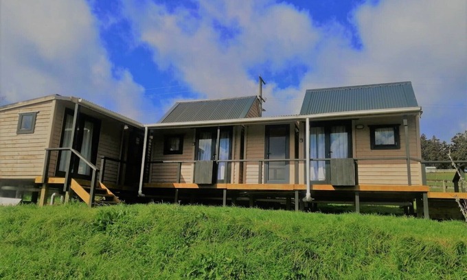 Te Arai Cabin | Nature's Lap