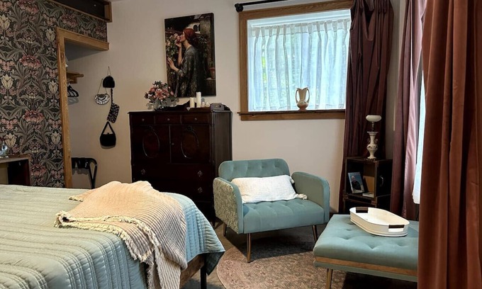 Hermann Apartment | Nature`s Nook by Zia, Hermann