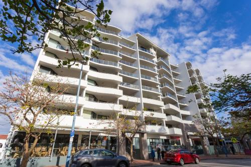 Rockingham Apartment | Nautilus by Rockingham Apartments