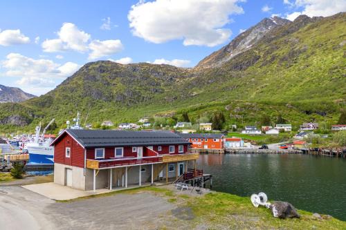 Flakstad Apartment | NE Leilighet-rorbu
