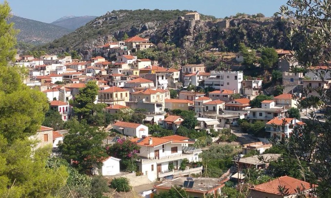 Melissopetra House | Nea Epidavros view