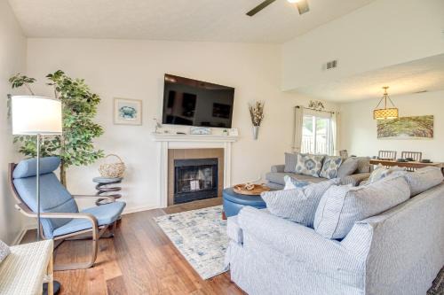Whitemarsh Island House | Near Dtwn and Beach Savannah Home with Game Room!