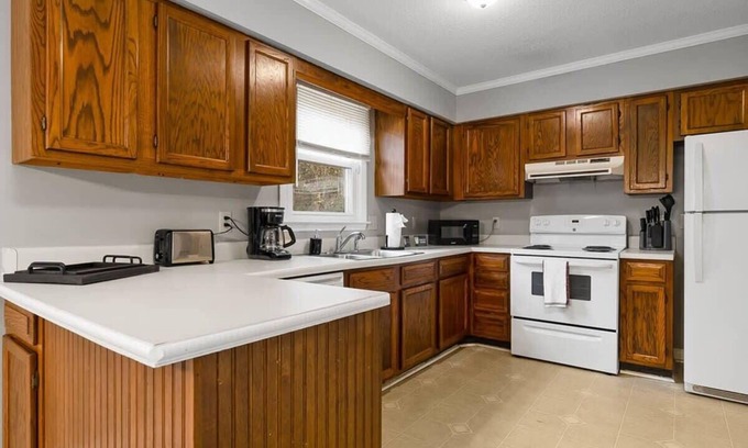 Southeast Raleigh House | Near Parks, Trails, & Downtown! Raleigh Retreat