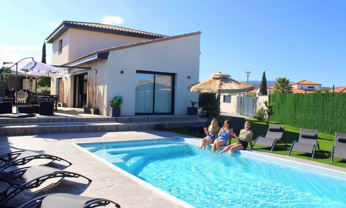 Millas Villa | Near Perpignan and the Sea, Villa With Swimming Pool, Summer Kitchen, Petanque