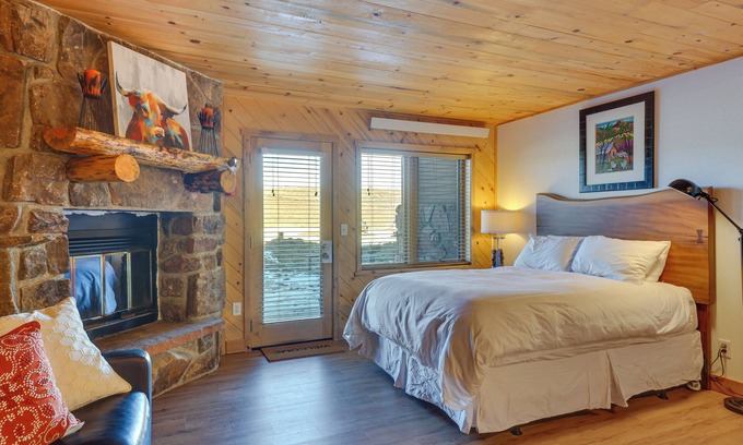 Granby Apartment | Near Skiing: Studio w/Pool Access in Granby!