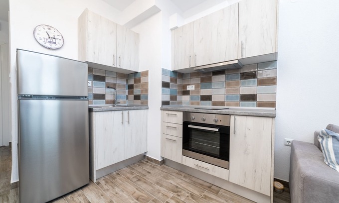 Paralia Ofryniou Hotel | Nefeli and Nefeli Luxury Residential Complexes