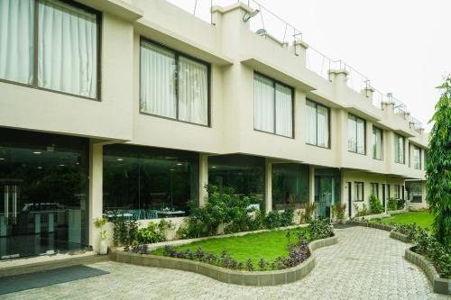 Nargol Hotel | Nest Beacon Resort Daman