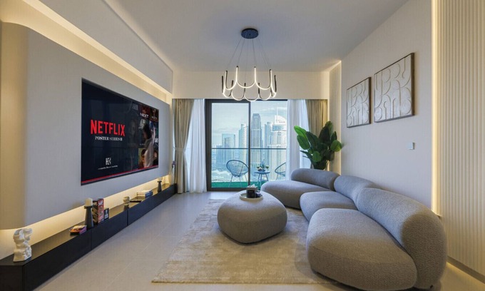 Downtown Dubai Apartment | New 2BR | Balcony with Fountain View | High Floor