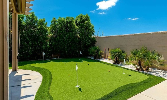 Terra Lago House | NEW! 6BR Luxury Home | Pool MiniGolf GameRoom!