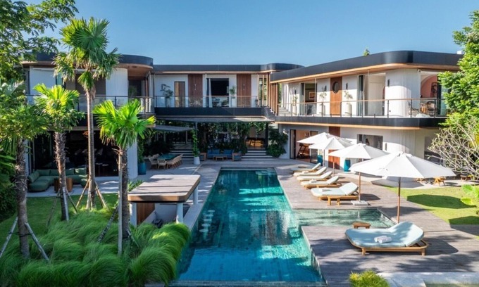 Sunset Road Villa | NEW Bali's Masterpiece - 7 BR Gym, Cinema, SPA