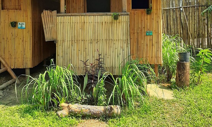 El Nido Bed & Breakfast | New Bamboo Chalets. Private rooms at hostel prices. Close to beach and town.