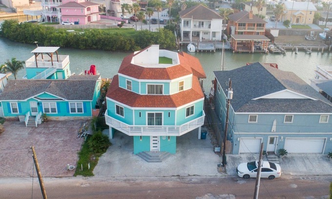 Port Isabel House | NEW! Blizzard's Lighthouse