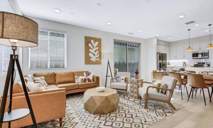 La Quinta House | NEW "Catching Sunsets" at PGA West Signature