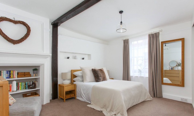 Sandwich Cottage | **NEW** Character three bedroom cottage, Sandwich