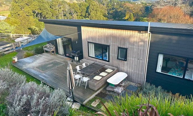 Raglan House | New home in central Raglann
