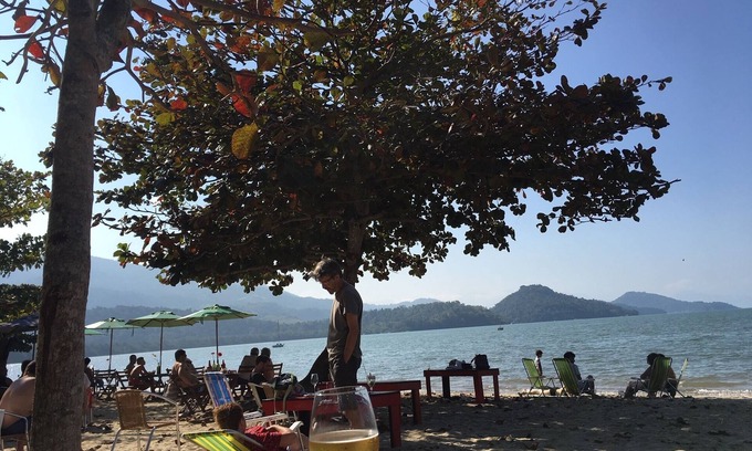 Jabaquara House | New house with pool on Jabaquara beach, 100 m to the beach