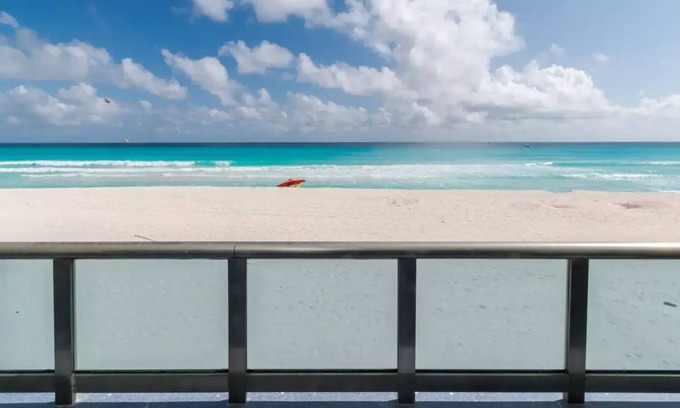Punta Cancun Villa | NEW LISTING! Beachfront Villa in Hotel Zone! Best beach & view!