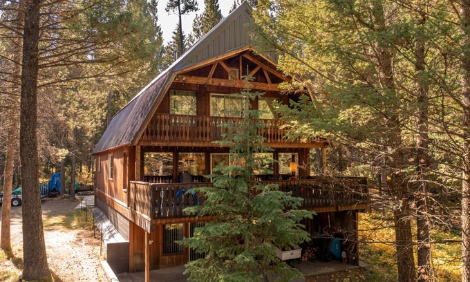 Island Park Cabin | *New Listing* | Waterfront!| 17 Miles to Yellowstone!