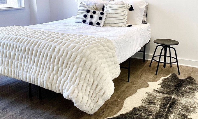 Downtown Kansas City Apartment | New! Luxury modern 1 bedroom unit Downtown KC