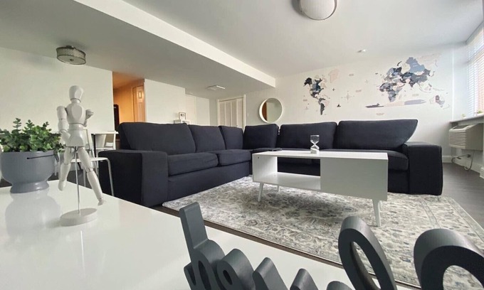 Sharpstown House | New Modern 2BR Condo: PERFECT LOCATION ⭐️⭐️⭐️⭐️⭐️
