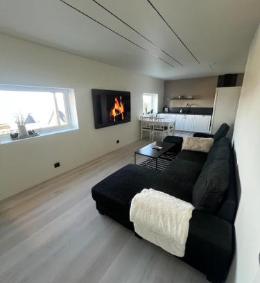 Finnsnes Apartment | New Modern Apartment in Senja