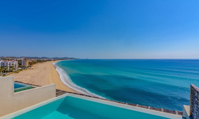 San Jose del Cabo Condo | NEW! PENTHOUSE CONDO ON THE BEACH with PRIVATE ROOFTOP POOL!