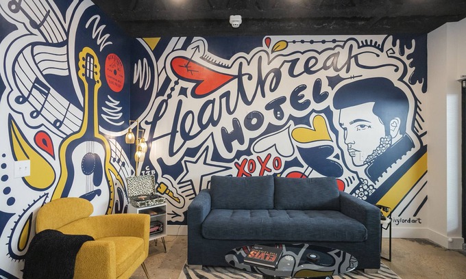Nashville Condo | New!* Rock & Roll Retreat Near Airport & Downtown!