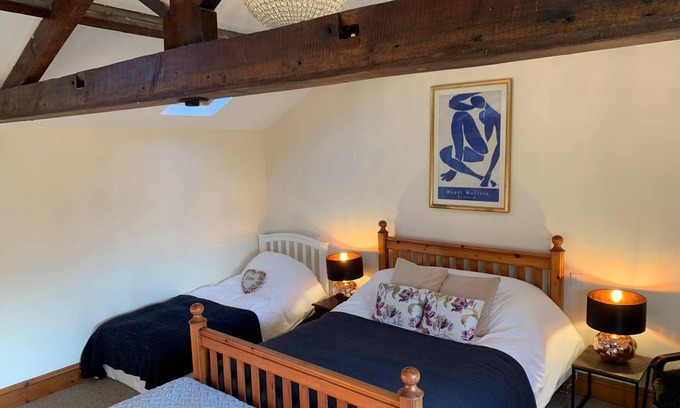 Bingham Cottage | New! The Stables, quiet and central