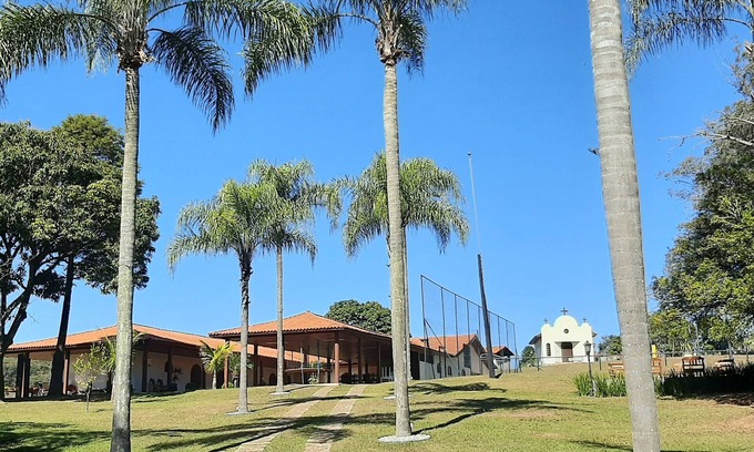 Louveira Cottage | NEW YEAR (2025 AGENDA OPEN) CINEMATOGRAPHIC COUNTRY HOUSE