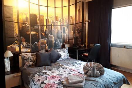 Sofia House | New York - Room for travelers near the Airport, possible transport