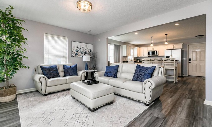 Cedar Rapids House | Newbo Oasis Retreat π‘ Welcome to the Exquisite 3 Bed, 2.5 π Remodeled Home β¨