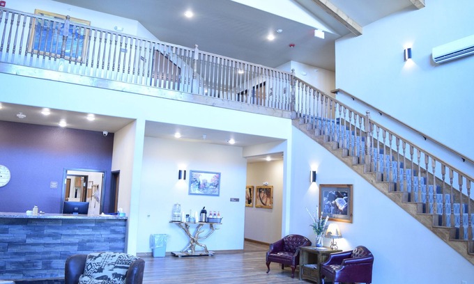 Newcastle Hotel | Newcastle Lodge and Convention Center