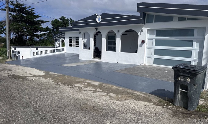 Aguadilla House | Newly Modern Cozy Home!