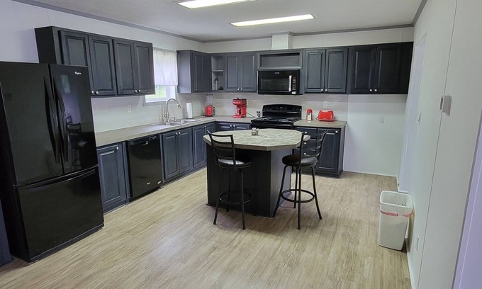 Craig Creek House | Newly remodeled 3 br with mountain views and close to trails!