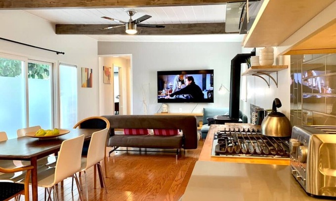 Willow Glen House | Newly remodeled spacious 2bed/2bath with backyard in Willow Glen