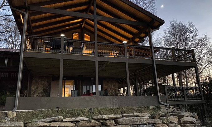 Glenville House | Newly Renovated, Mountain Home With Spectacular Lake & Mts Views, Cashiers, NC