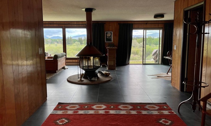 Saratoga House | Newly Renovated Ranch with the Best Views in Town!